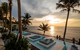 Royal Avila Boutique Resort